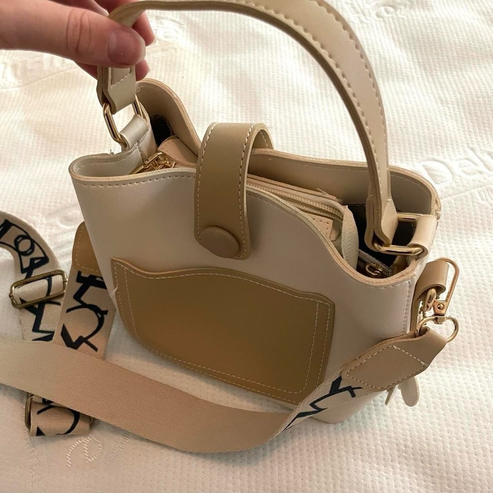Chic Beige and Cream Handbag